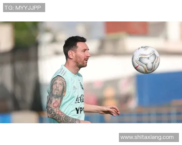 梅西带领阿根廷勇夺世界杯荣耀再次书写足球历史新篇章