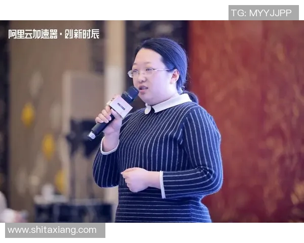 南京羽毛球队转型之路揭秘:从传统强队到现代竞技新标杆的挑战与机遇 南京羽毛球队转型之路揭秘:从传统强队到现代竞技新标杆的挑战与机遇